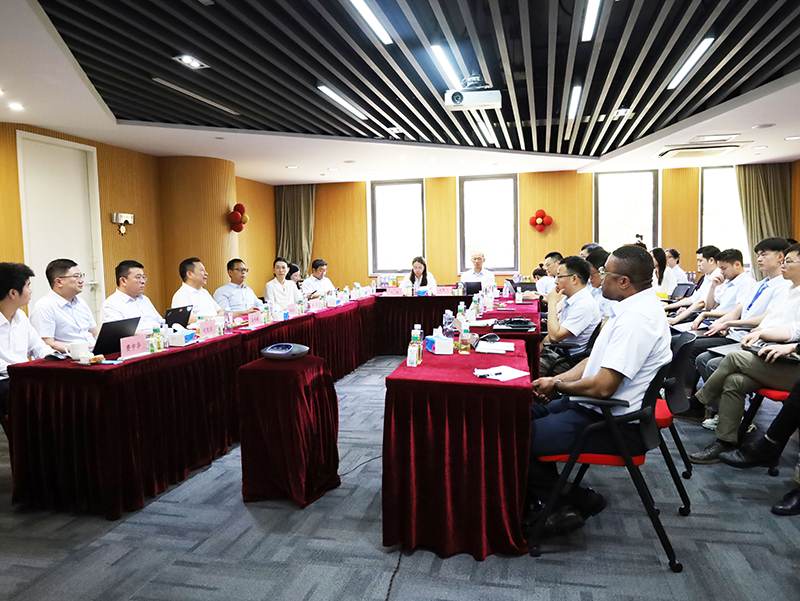 ��ʮһ�� ����δ��ح�ؽ�ɳ�鳡��61665�ɷ�إһ��������������������ƪ